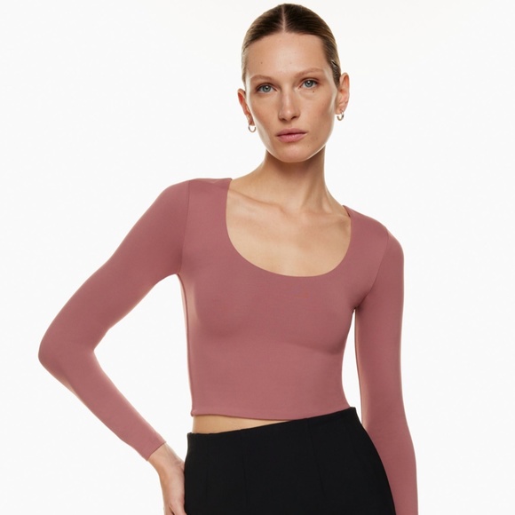 COPY - Babaton Contour Scoopneck Longsleeve - Picture 1 of 3